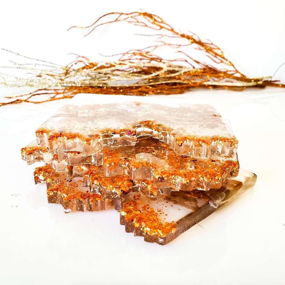MADE TO ORDER - Resin Geode Coaster Set - Picture 7 of 11